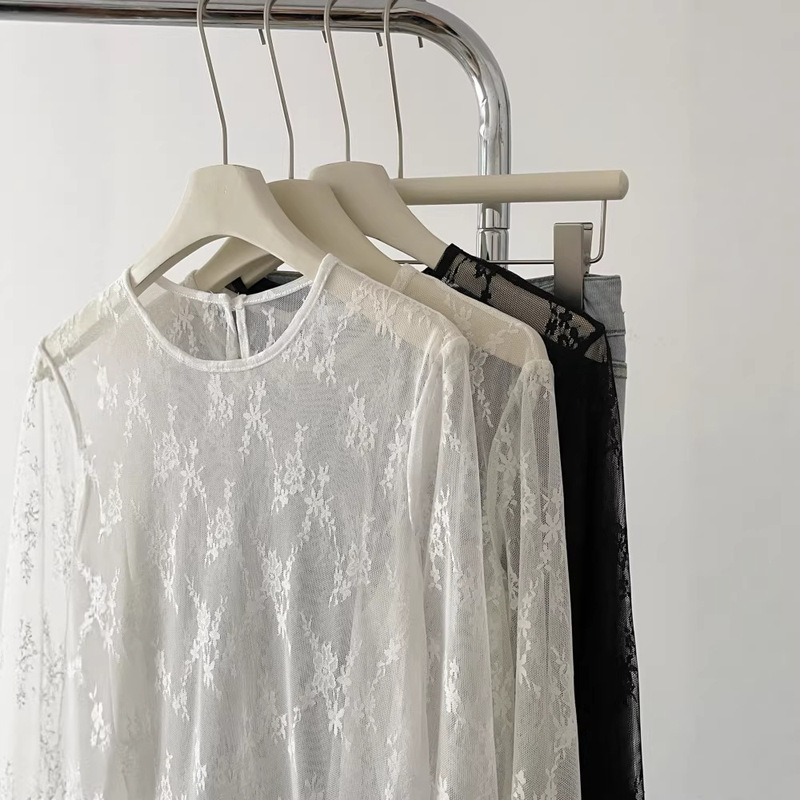 Round-neck lace semi-transparent long-sleeve T-shirt for women, summer 2026 new Korean style, super stylish and sexy top 7277 Round-neck lace semi-transparent long-sleeve T-shirt for women, summer 2026 new Korean style, super stylish and sexy top 7277