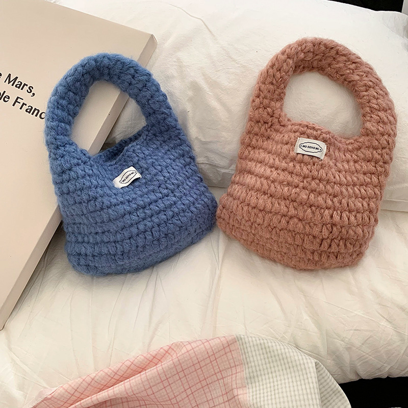 Sal de chicas diarias con bolsas de mano coreanas de color sólido, bolsas de color caramelo de alto nivel de invierno y otoño