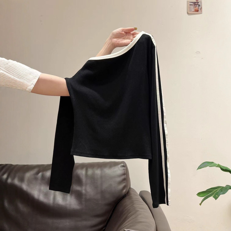 Autumn and Winter New Long-Sleeve Women's T-Shirt with Three Stripes, Diagonal Collar, Slim Fit, Casual Top, Base Shirt, Trendy Fashion