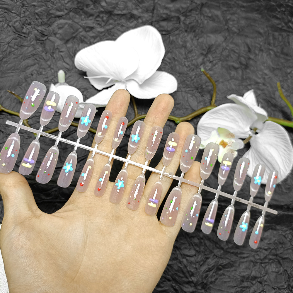 30 piezas de piezas de uñas de uñas de tamaño dividido en tiras, ojos de gato en relieve, nuevas uñas de vestir, flores al por mayor, uñas coloridas
