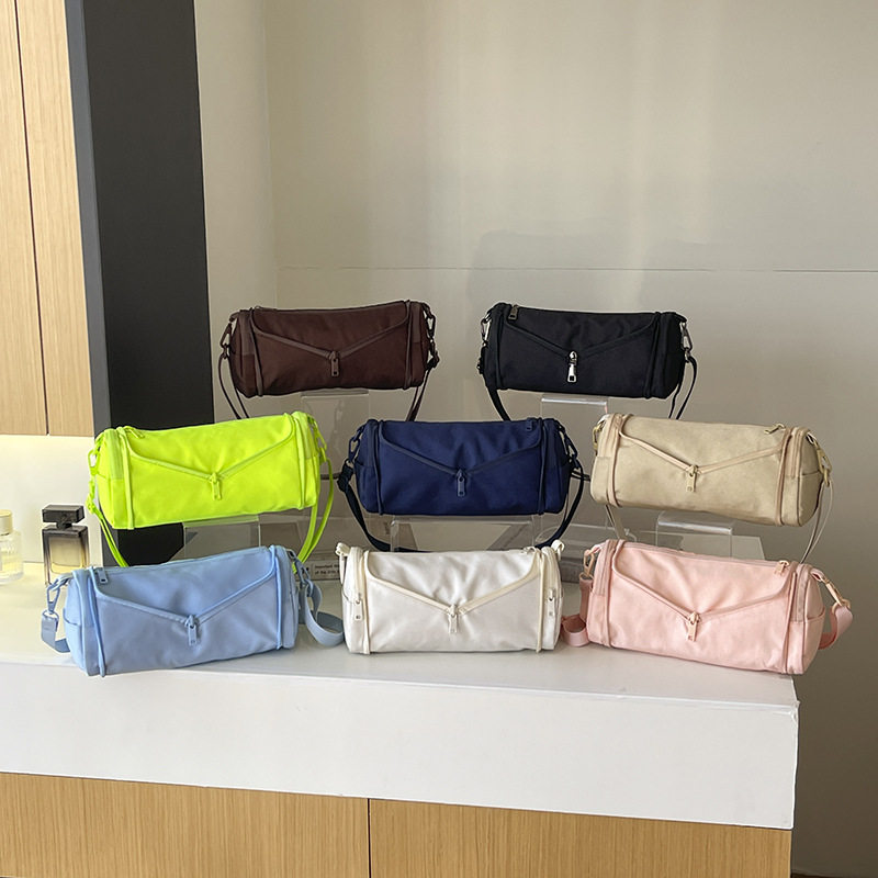 Túi đeo chéo nữ cỡ lớn thiết kế tối giản phong cách Hàn Quốc, chất liệu nylon nhẹ, nhiều ngăn tiện dụng — Cây trumpet xanh, Hồng Trumpet, Màu cà phê Trumpet, Trumpet xanh đậm chi tiết 1