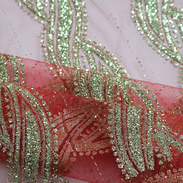 Fabricantes promociones a bajo precio spot oro pulverizado oro alto brillo tela vestido de boda accesorios de encaje