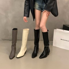 小众高跟长筒骑士靴女靴子2025新款秋冬季黑色显瘦配裙子中筒长靴