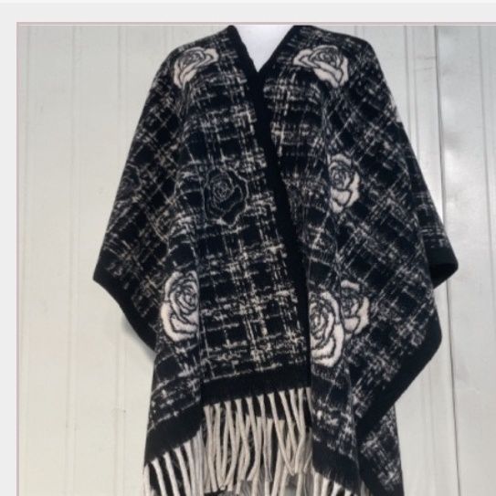 45-89 Tinta pintada capa gruesa caliente de color contrastante otoño invierno nuevo bufandas de capa de bordilla nacional chal a cuadros