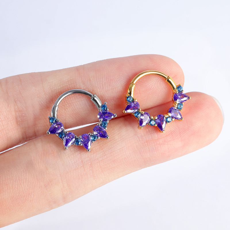 Pointed titanium steel lip stud product view