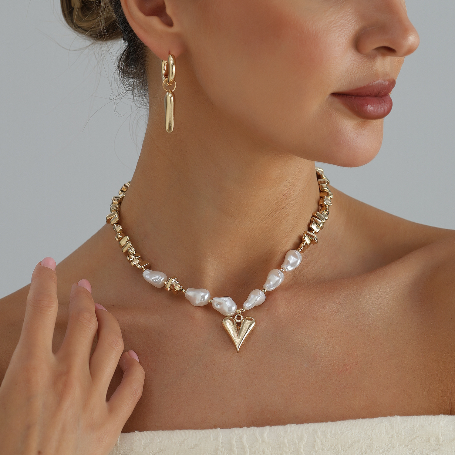 retro accessory