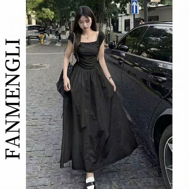 French-Style Black Waist-Cinching Long Dress for Women, Summer Slimming and Elegant Dress with a High-End Feel, Solid Color, Large Hem Skirt
