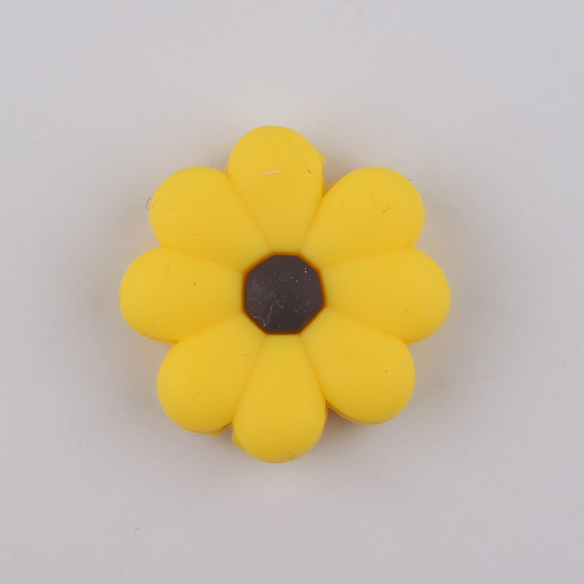 Venta caliente transfronteriza punto de silicona de grado alimenticio nuevo estilo pequeñas cuentas de margarita accesorios de joyería cuentas sueltas al por mayor