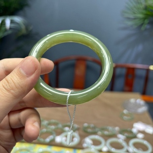 Jin Yutang Xinjiang Hetian Jade Lake Water Green Bracelet with Ice Bottom, Full of Oily, No Crack, Many Styles Will Be Issued