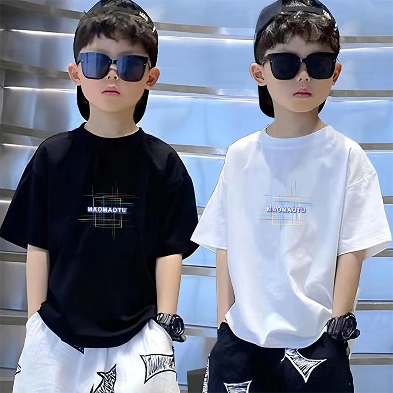 Boys' short-sleeved T-shirts, summer style, 2026 new arrivals, fashionable and stylish white trendy T-shirts for medium and large children, wholesale.