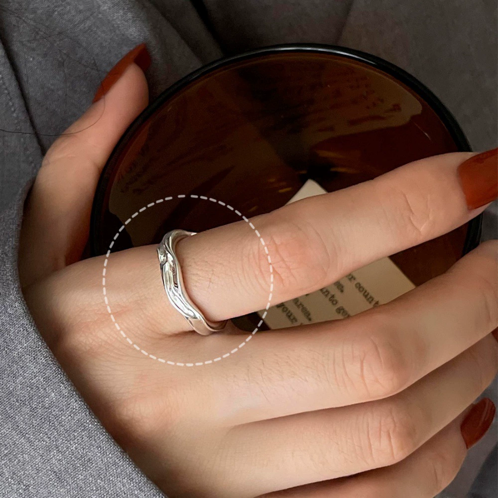 Серебряное кольцо 925 пробы, матовая отделка, стиль легкой роскоши, середний палец, не тускнеет