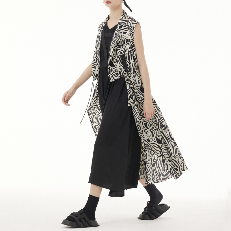 Estilo de la calle francés traje de cuello chaleco sin mangas de las mujeres de primavera y otoño delgada cintura apretada diseño sentido nicho estilo occidental Chaqueta de punto image 3