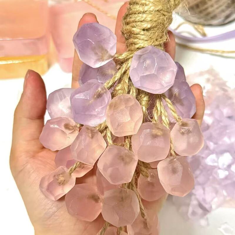 ブドウのアロマセラピーペンダント手作り DIY 素材パッケージ石鹸小さな新鮮でかわいいギフト女の子の親友や友人へのペンダントギフト|undefined