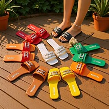 2026�괺�ļ��¿��ɫ朗l¶ֺ����Ů�r�К��|�ǹ�ɫ���mһ����Ь