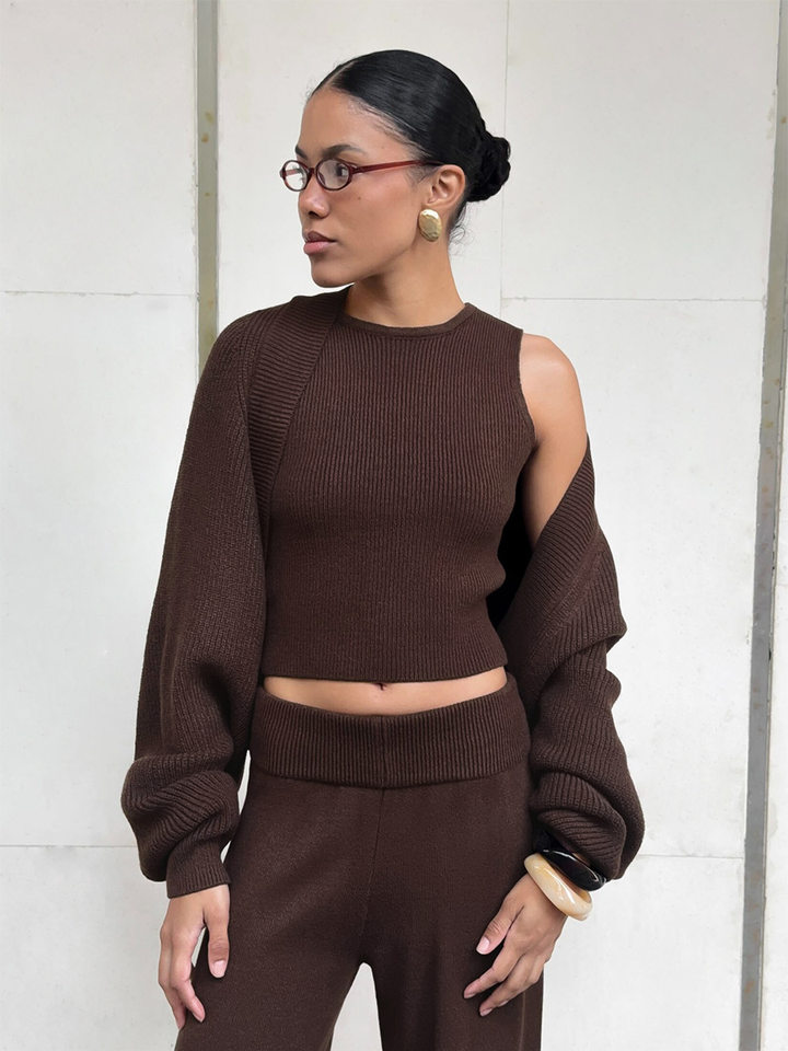 Bộ ba món nữ gồm áo dệt kim dài tay, áo yếm cổ yếm và quần ống rộng cạp cao — Màu cà phê, Màu kaki, Màu trắng, Màu xanh dương chi tiết 7