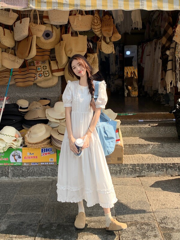 Summer New Heavy-Duty Sweet Style Small Flying Sleeve Dress for Female Students French Hollow Lace Mid-Length Fairy Skirt