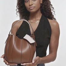 2025夏季新品辑线饰束口水桶包时尚百搭大容量手提单肩斜挎包包