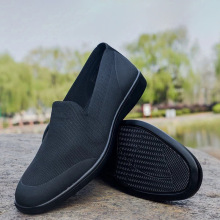 跨境新款布鞋防滑耐磨飞织鞋面透气老北京布鞋黑色套脚休闲鞋批发