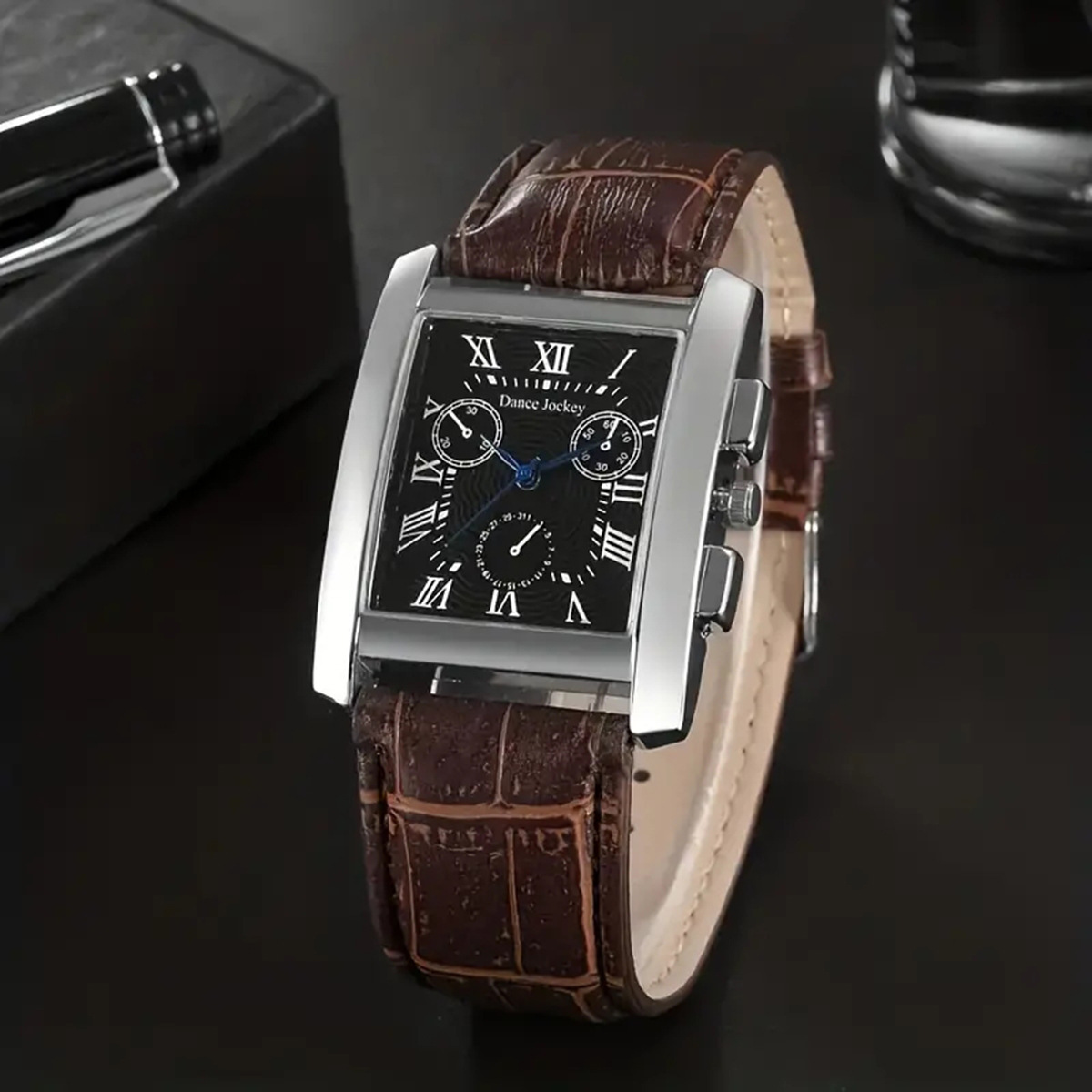 Fully managed anti-nuclear price 5-piece Men's quartz watch suit men's leather bracelet watch suit_voghion.com