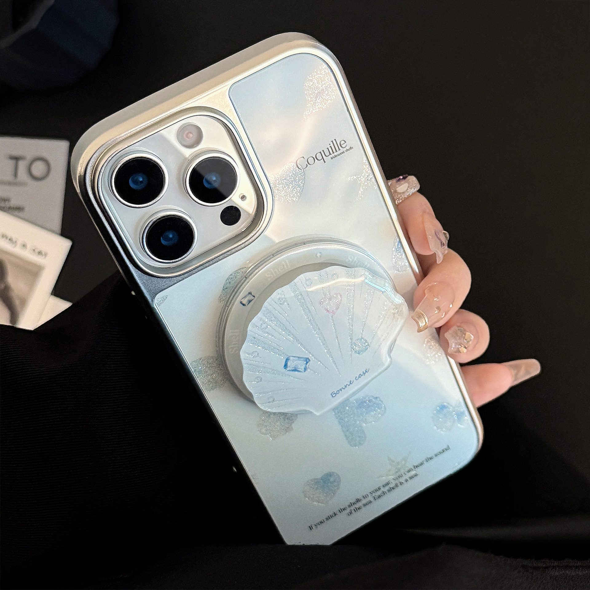 Magnetic Phone Case For Iphone With Shell Design Protective Cover_voghion.com