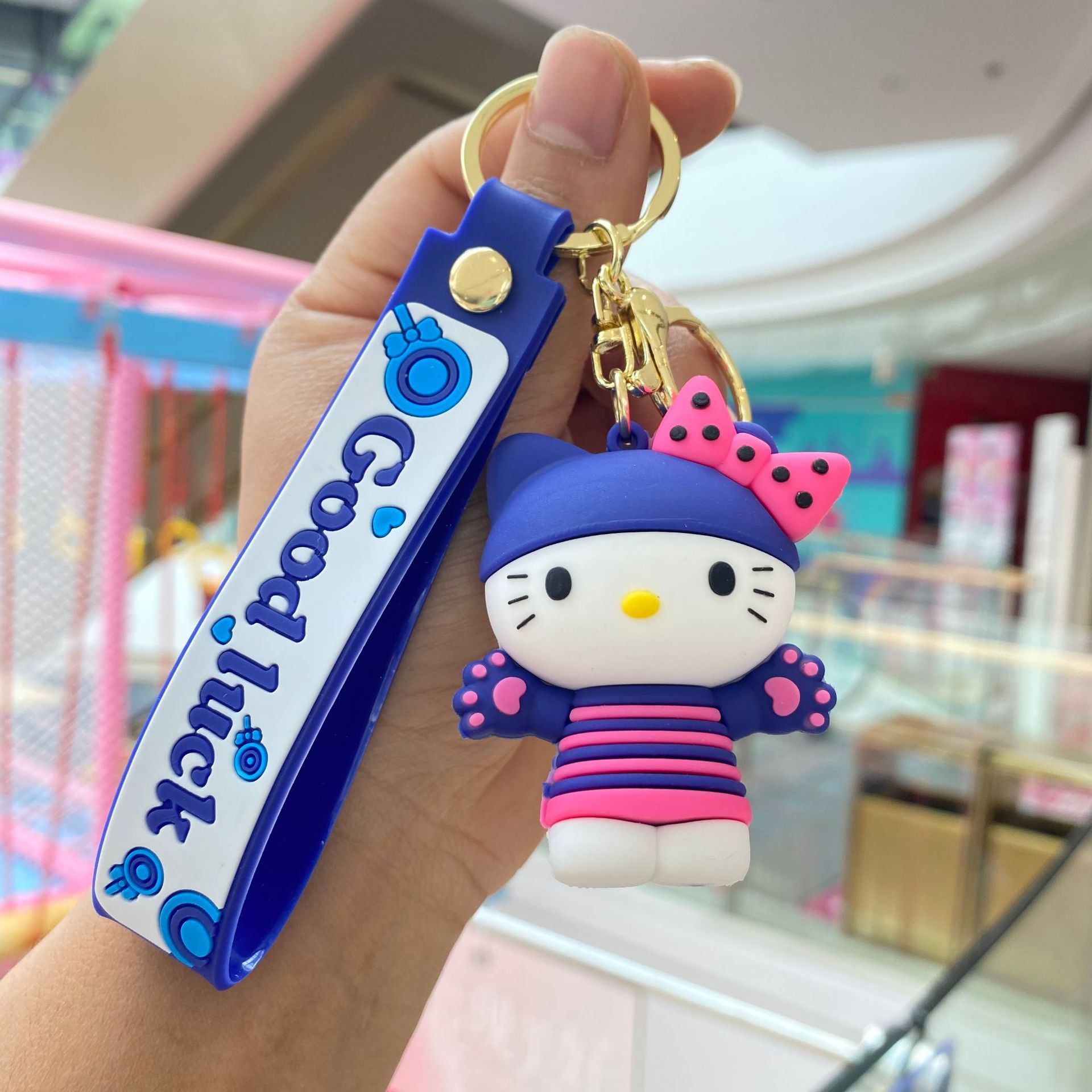 Creativo de dibujos animados Sanrio familia llavero Liga traviesa llavero coche llavero colgante regalo al por mayor