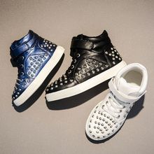 儿童运动鞋2025男童女童街舞鞋韩版软底休闲鞋爆款铆钉鞋高帮时尚