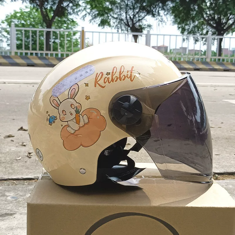 Electric car, universal summer half helmet, sun protection