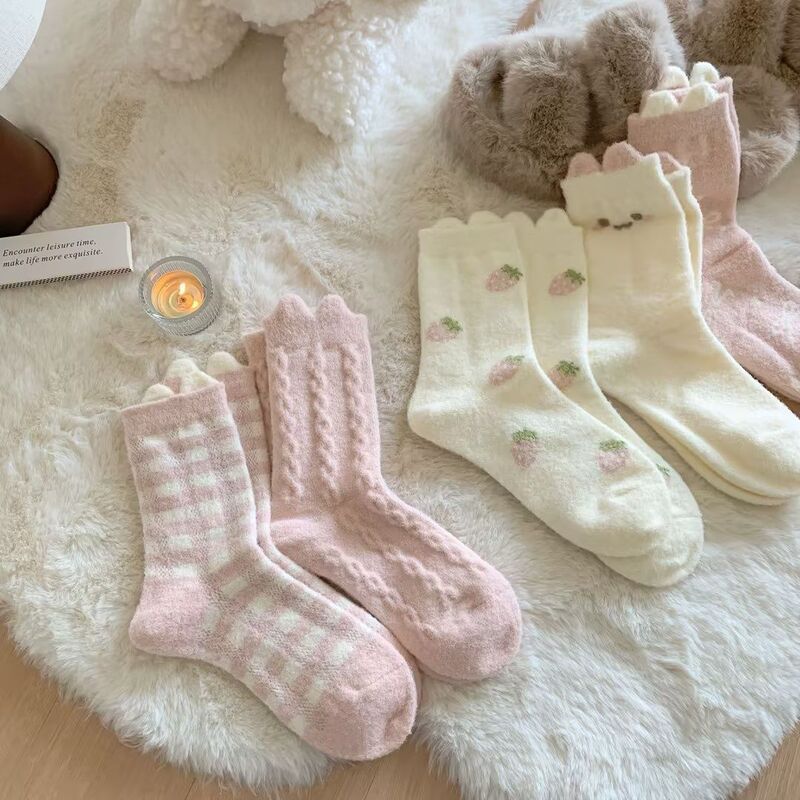 Plush three-dimensional ear socks for women, autumn and winter home cute mid-tube socks, trendy cartoon mink velvet thickened thermal socks