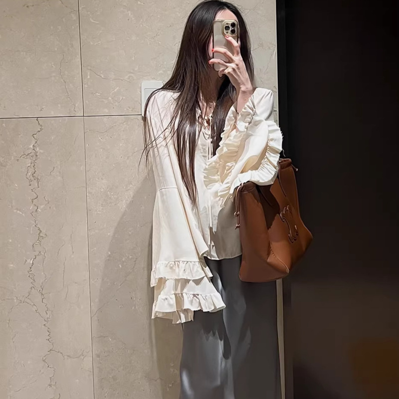 Korean Ins 2026 Early Spring New Product French Gentle Style Pure Color Collar Front Tie Flared Long-Sleeved Shirt Women's Top