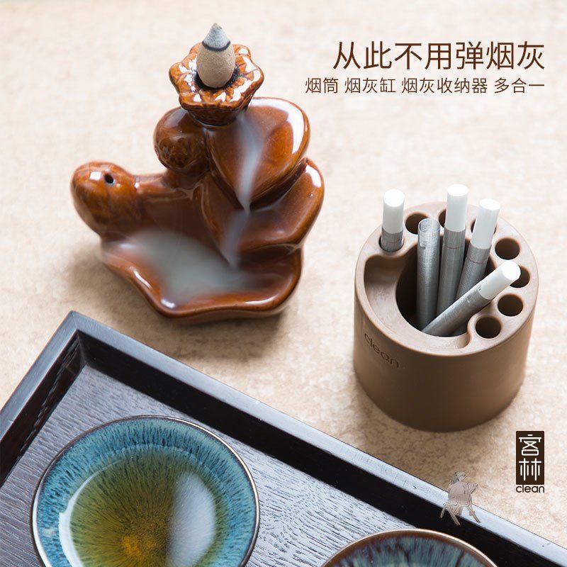 Anti-Fly Ash Multi-Smoke Ashtray for Lazy People to Smoke While Driving, Storage Ashtray, Car-Mounted Ashtray That Does Not Fall Off, Ready-Made Ashtray