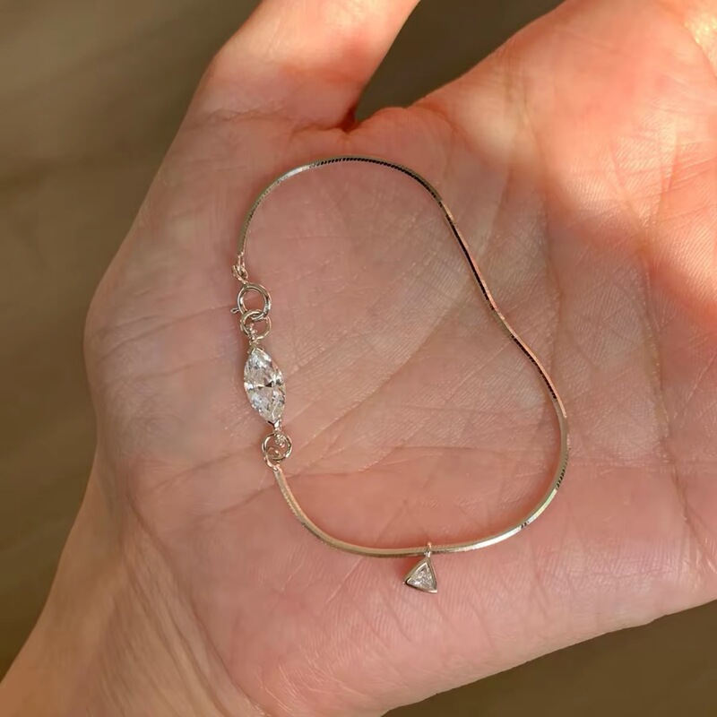 Italian-Style Horse-Eye Diamond Snake Bone Bracelet for Women, Octagonal Chain, Versatile, Light Luxury, Niche, High-End, Exquisite Gift Jewelry