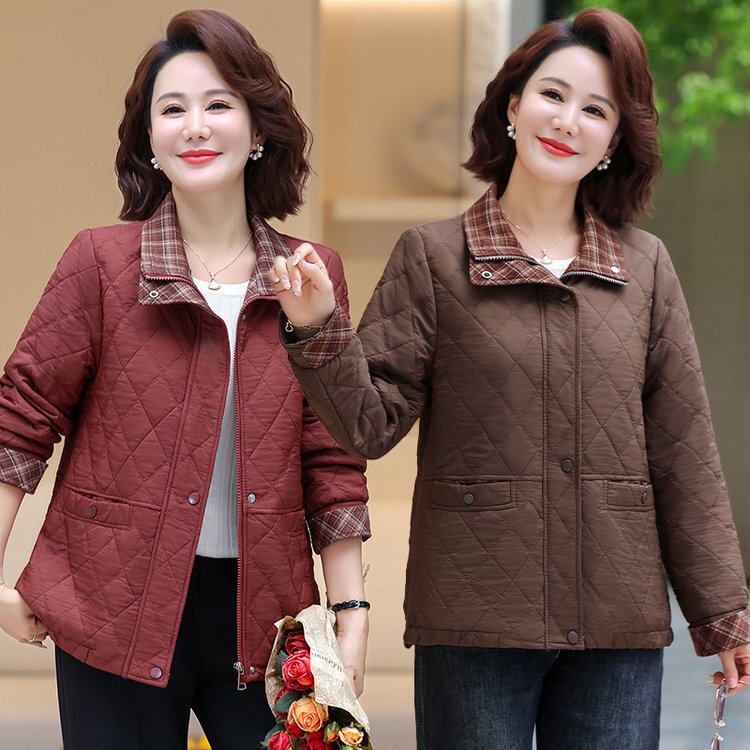 Middle-Aged Mom's New Autumn Fashion Jacket with a Stylish Turn-Down Collar, Casual Jacket for Middle-Aged and Elderly Women, Loose and Age-Reducing Top for Spring and Autumn