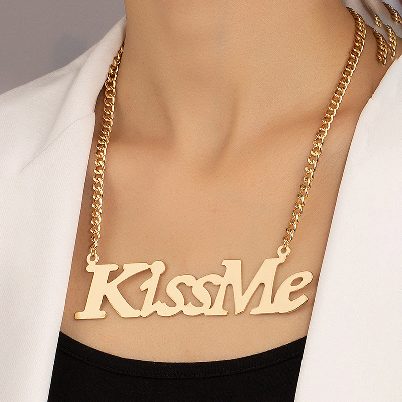 Fashion Geometric Creative Letter Kissme Pendent Exaggerated Necklace display picture 3