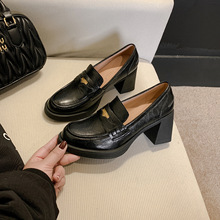 2026�����¿�Ӣ���L�ָ���Ƥ��Ь��ں�����߽���СƤЬ����ŮЬ