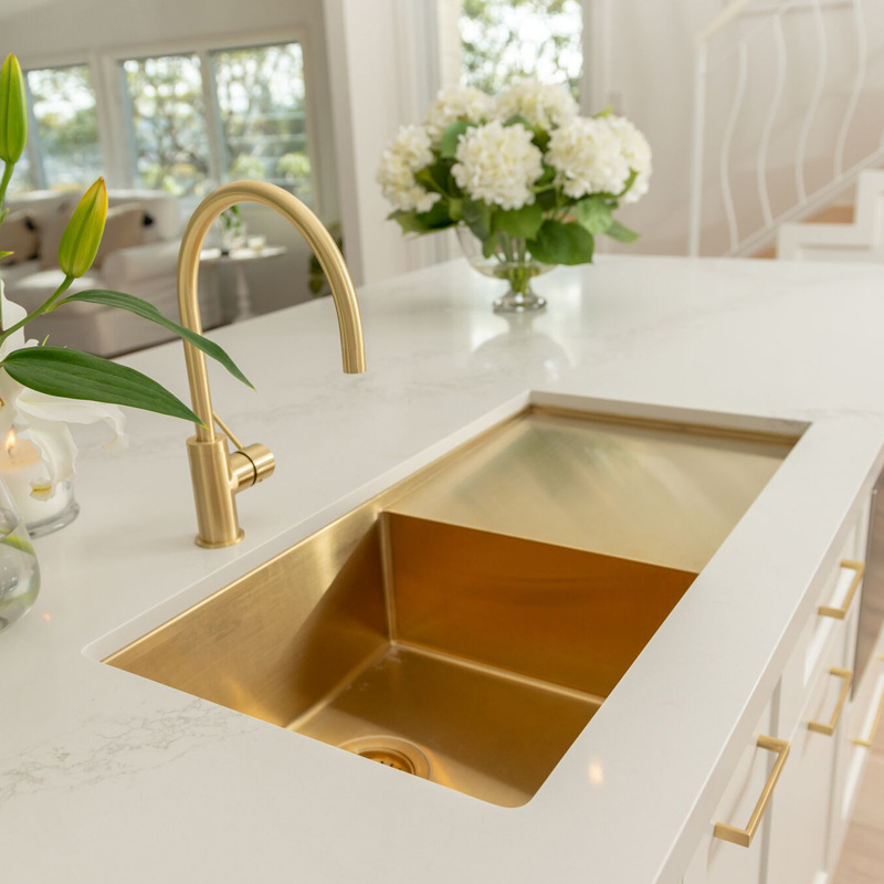 Home Bathroom Kitchen Faucet Brushed Gold Brass Rose Gold Countertop Washbasin All-Copper Hot and Cold Water Mixing Valve