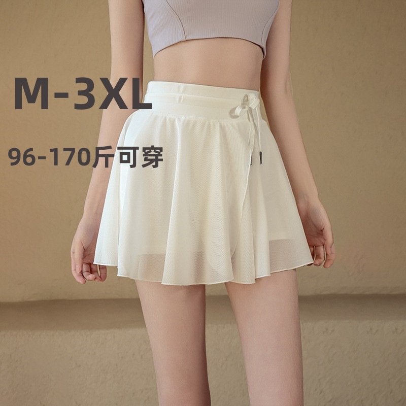 Vesta deportiva corta de tamaño grande para mujeres de verano falso dos piezas anti-caminar deslizadas gorda mm correr pantalones de tenis acondicionados