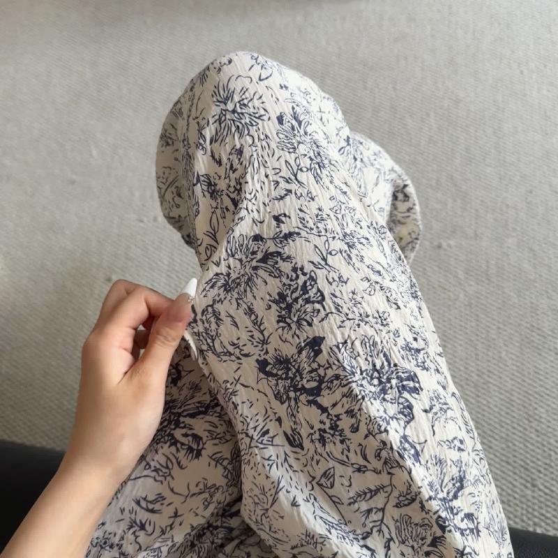 Primavera y verano · Pantalones de pijama casuales para mujeres pantalones a prueba de mosquitos rojos en línea 2025 nuevos pantalones caseros para llevar