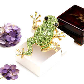跨境环保合金夸张小动物绿色水钻青蛙胸针女胸饰节日聚会胸花配饰