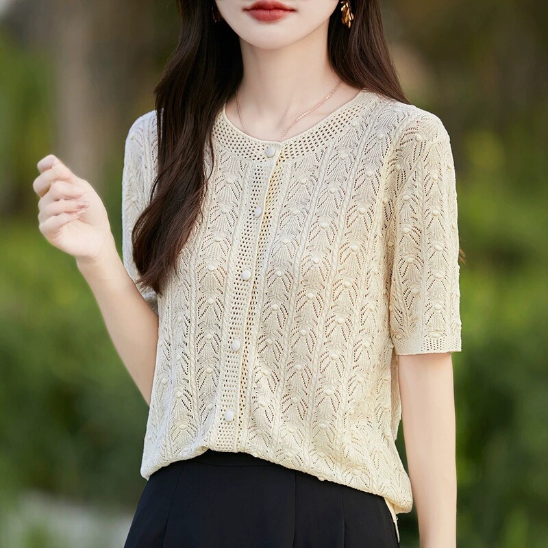 Women's Tencel Round-Neck Hollow-Out Crochet Cardigan, Summer Thin Breathable Loose-Fitting Slimming Outerwear, Sun-Protective Knit Top Women's Tencel Round-Neck Hollow-Out Crochet Cardigan, Summer Thin Breathable Loose-Fitting Slimming Outerwear, Sun-Protective Knit Top