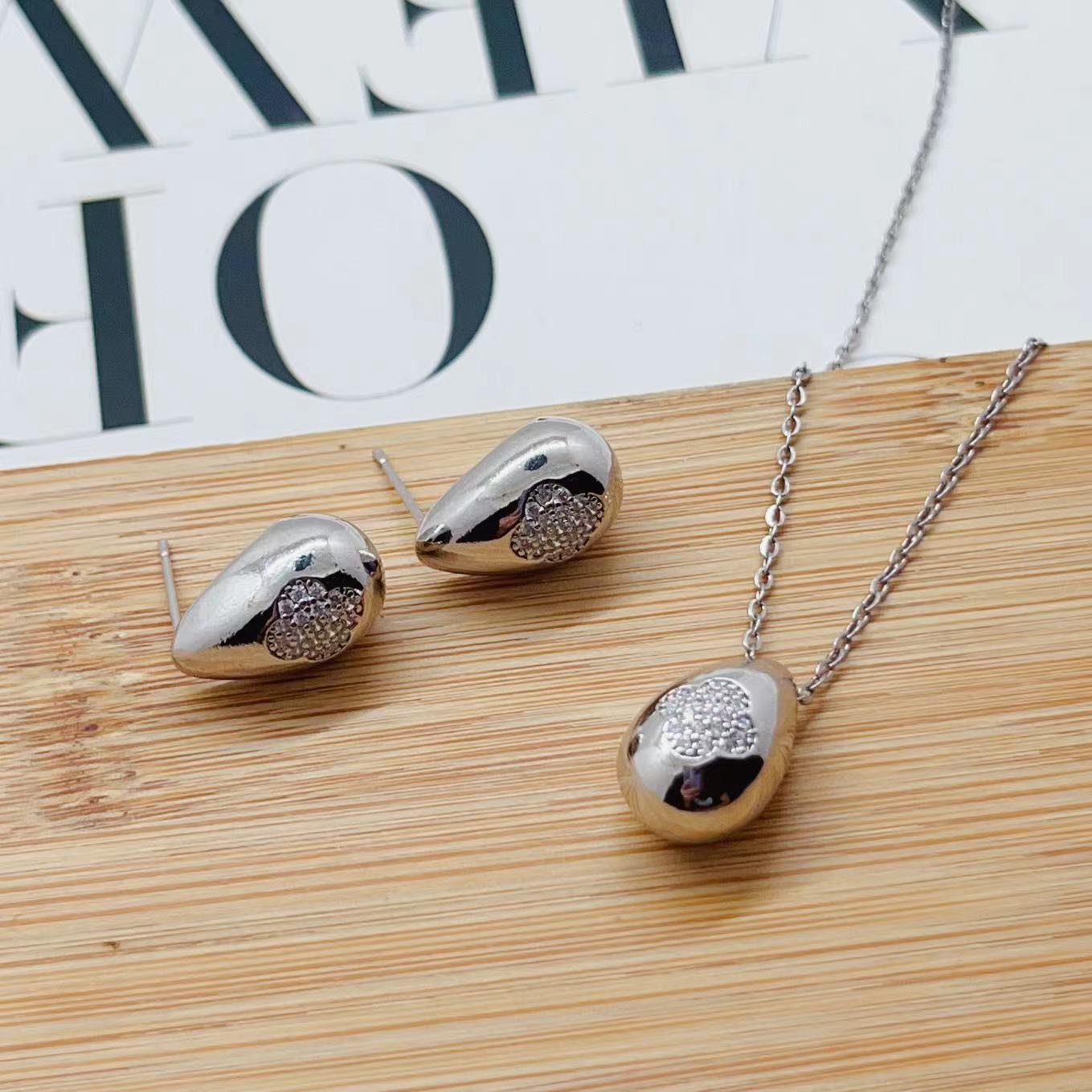 7c055c6d7e8373ce30c2ee655d5493