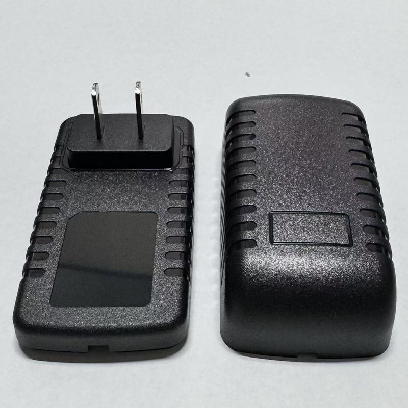 メーカーはTSS802中型カメシェル米国プラグ電源アダプタプラスチックシェルを製造しています|undefined