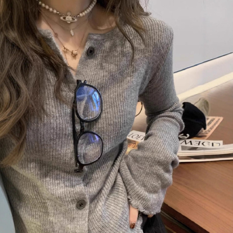 灰色不规则针织打底衫女新款设计感小众大码修身显瘦收腰内搭上衣|undefined