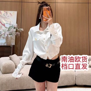 ������С�΃��߶�Ů�b��26�¿���|����ͨ�ڽ����c�Y���I�̿��r��