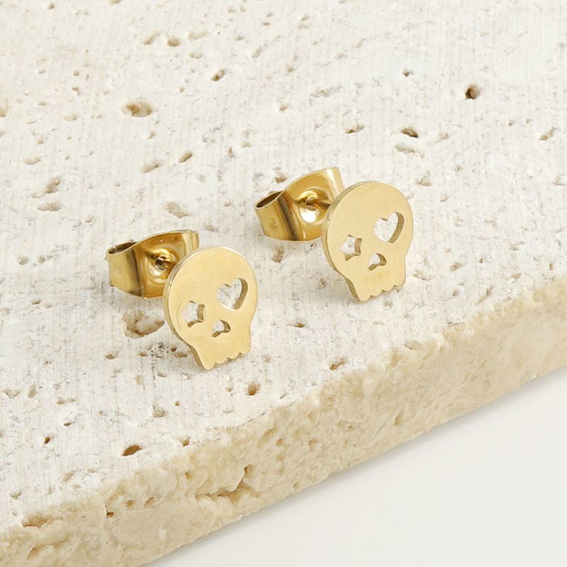 Simple Style Skull Stainless Steel Plating Ear Studs 1 Pair display picture 1