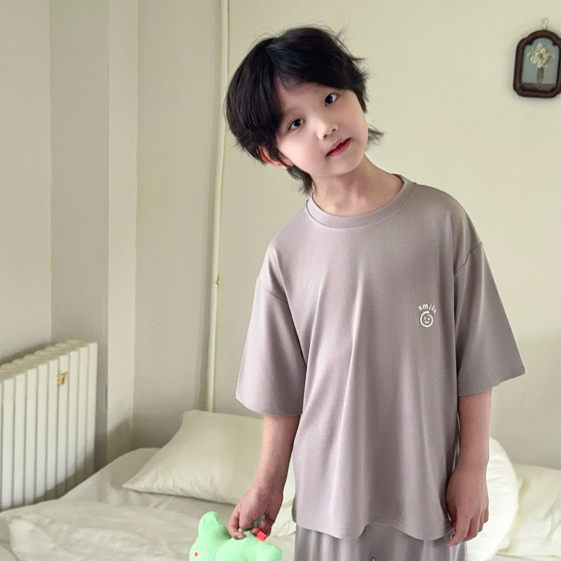 Pijamas para niños, pantalones cortos para niños y niñas delgados de verano, seda de hielo, aire acondicionado para padres e hijos, ropa para el hogar, trajes para niños grandes