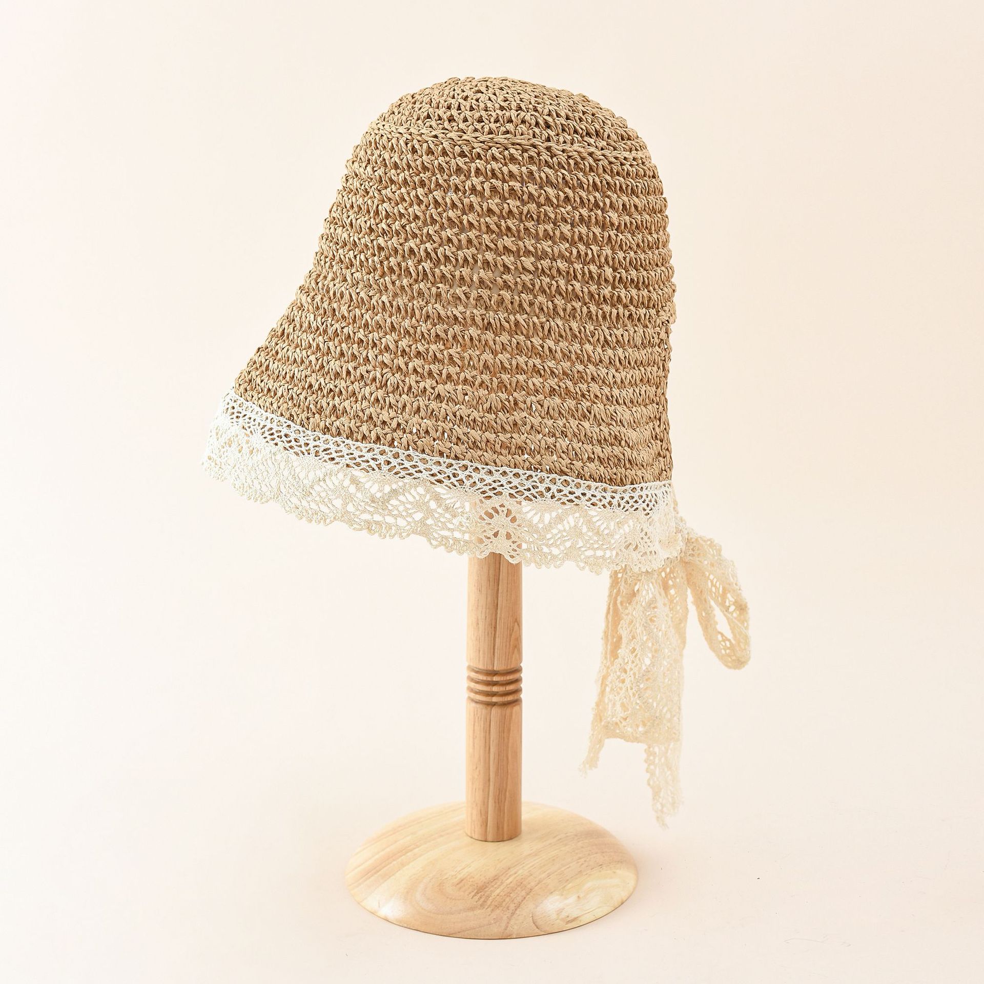 Sombrero de paja rojo neto hembra verano encaje playa sombrero pequeño fresco junto al mar viajes vacaciones protección solar sombra sombrero Correa