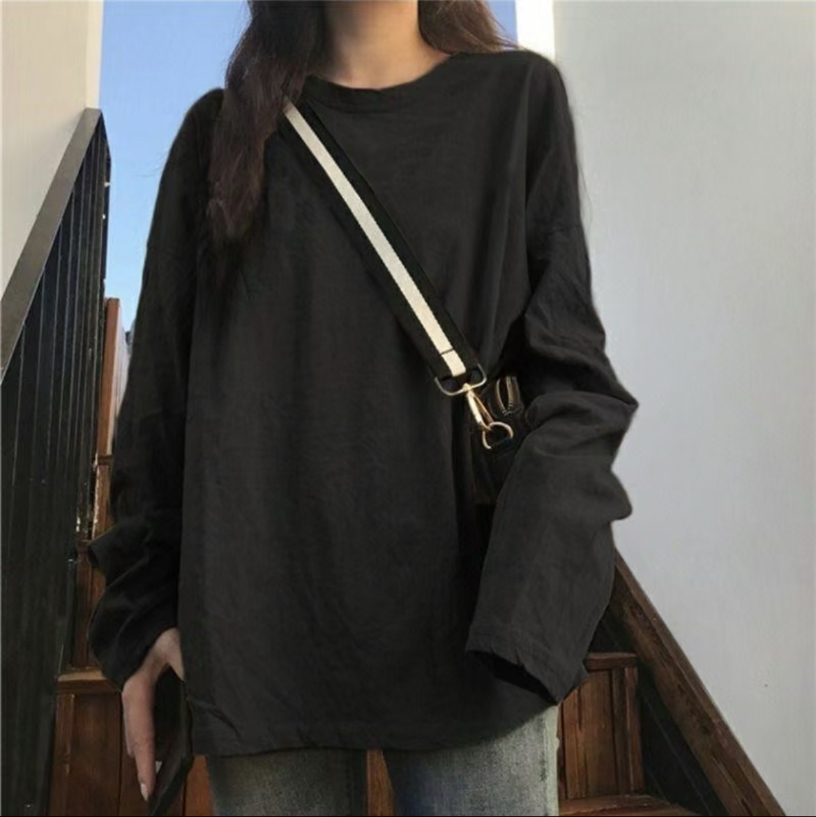 Camiseta de base de color sólido, ropa de mujer coreana, estilo extranjero, 2026 camiseta de manga larga para parejas con la misma camiseta de base fuera de la moda