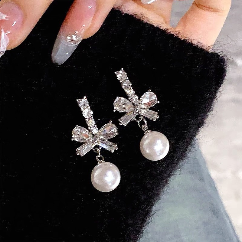 Cubic Zirconia And Pearl Stud Earrings, Delicate And Versatile For Work, Commute And Daily Wear. Hypoallergenic, Tarnish-resistant And Durable For Lon_voghion.com