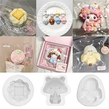 卡通公仔捏捏模具diy解压仿真饼干面包食玩香蕉捏捏硅胶模具
