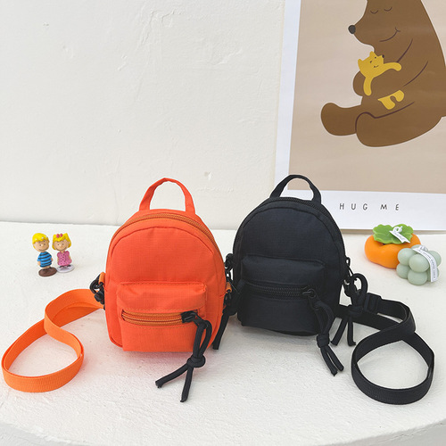 儿童包包网红时尚洋气包包男童斜挎包韩版简约新款女孩帆布小包